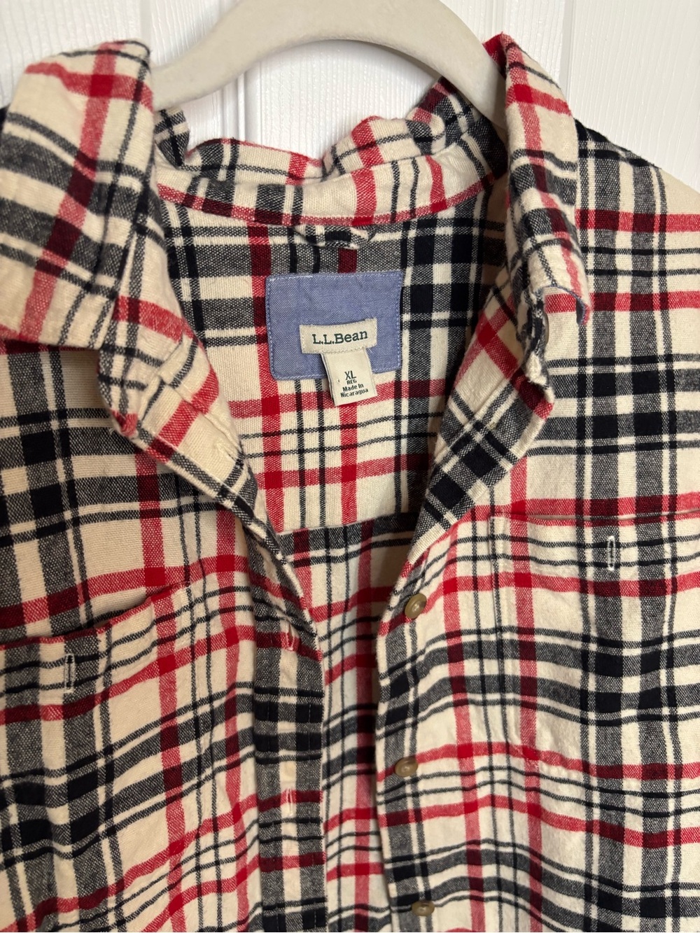 L.L. Bean Cream, Red & Black Plaid Flannel Jacket